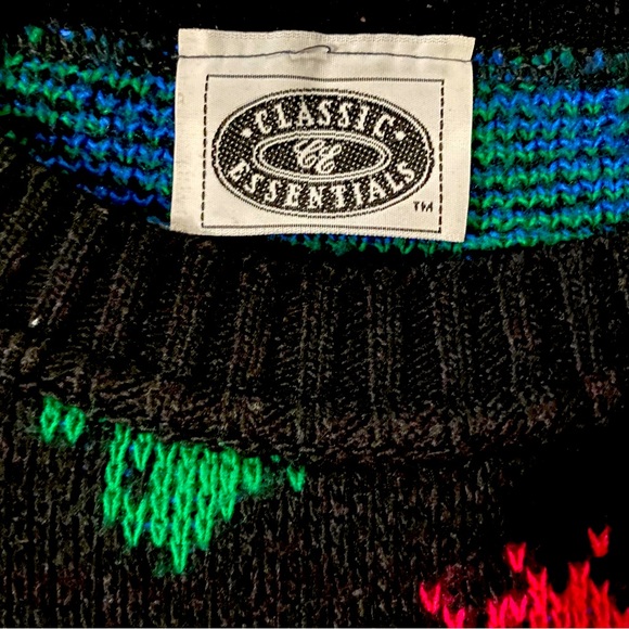 Late 80s Early 90s Zig Zag Sweater - Picture 2 of 2